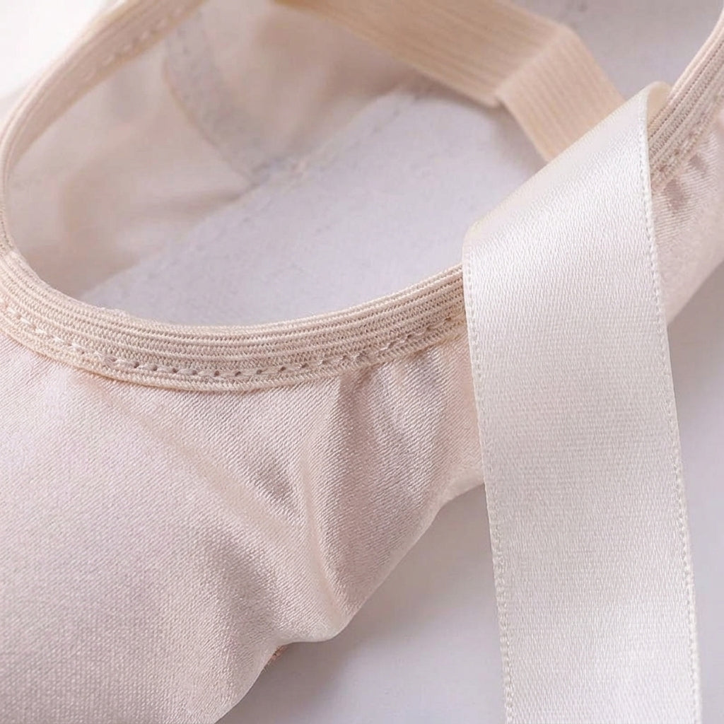 Chaussons de danse classique femme satin — Vivace - détail