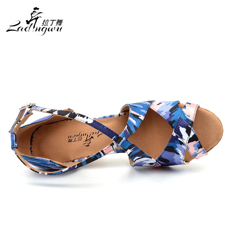 Chaussures de salsa femme satin — Patrizia - détail