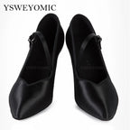 Souliers de danse latine femme satin — Malakhov - détail