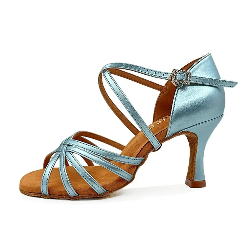 Souliers de danse latine femme — Lorenza - vue rapprochée