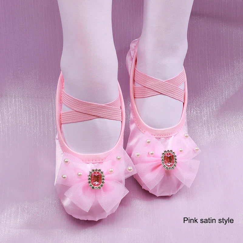 Chaussons de danse classique femme — Manolo - vue 3/4