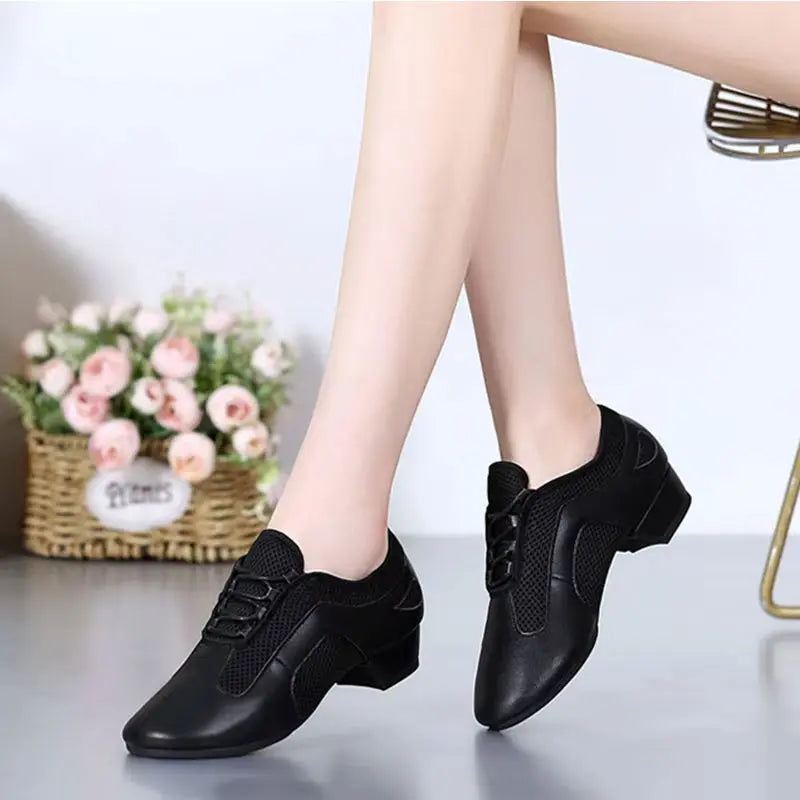 Chaussures de salsa femme — Grahn - vue rapprochée