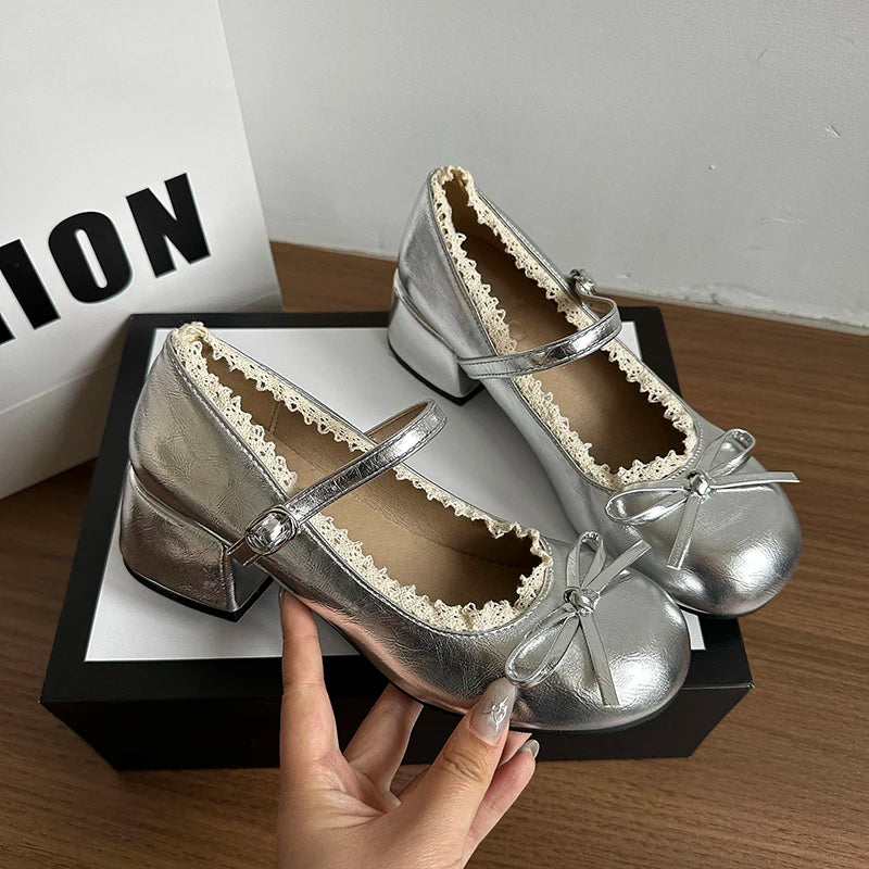 Chaussures de danse femme cuir verni — Valeriya