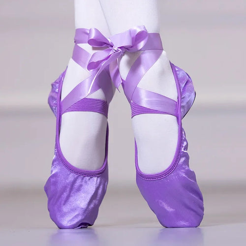Chaussons de danse classique femme satin — Gloria