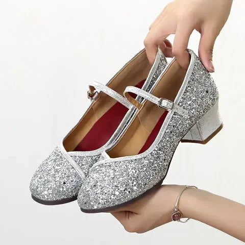 Chaussures de salsa femme paillettes — Tallinn - vue intérieure