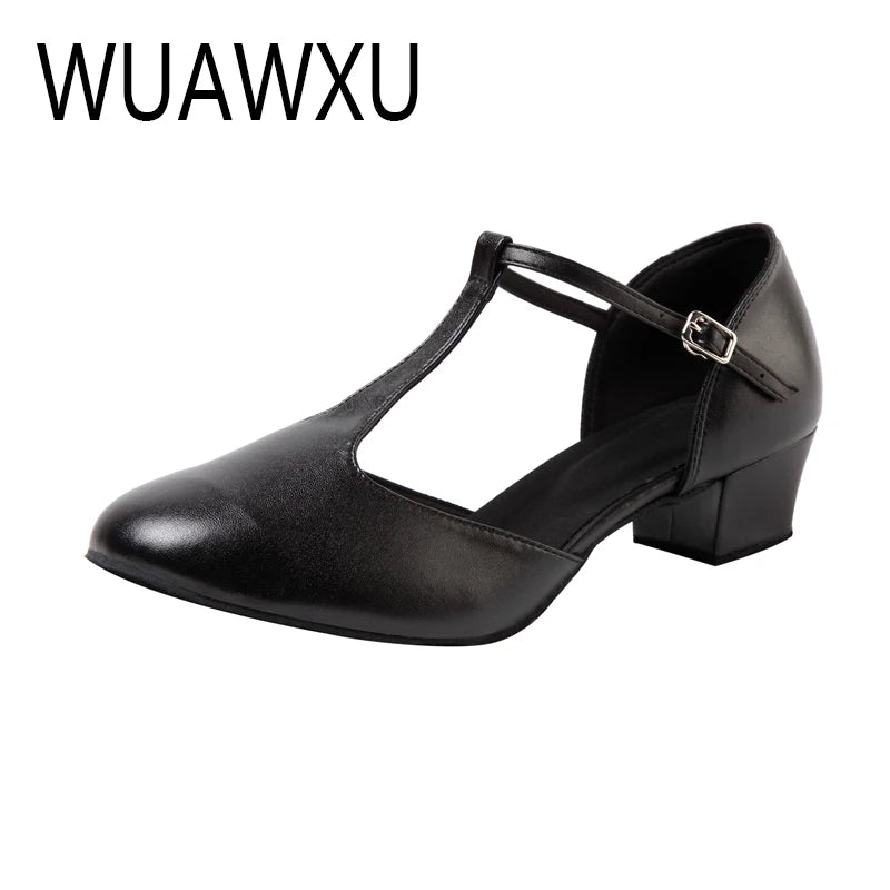Souliers de danse latine femme — Porté
