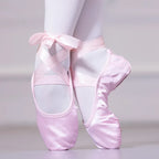 Chaussons de danse classique femme satin — Gloria - vue de profil