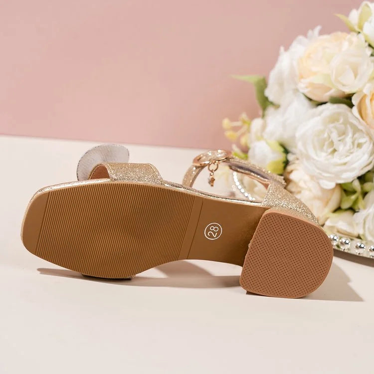 Chaussures de danse enfant paillettes doré — Impatiens - vue rapprochée